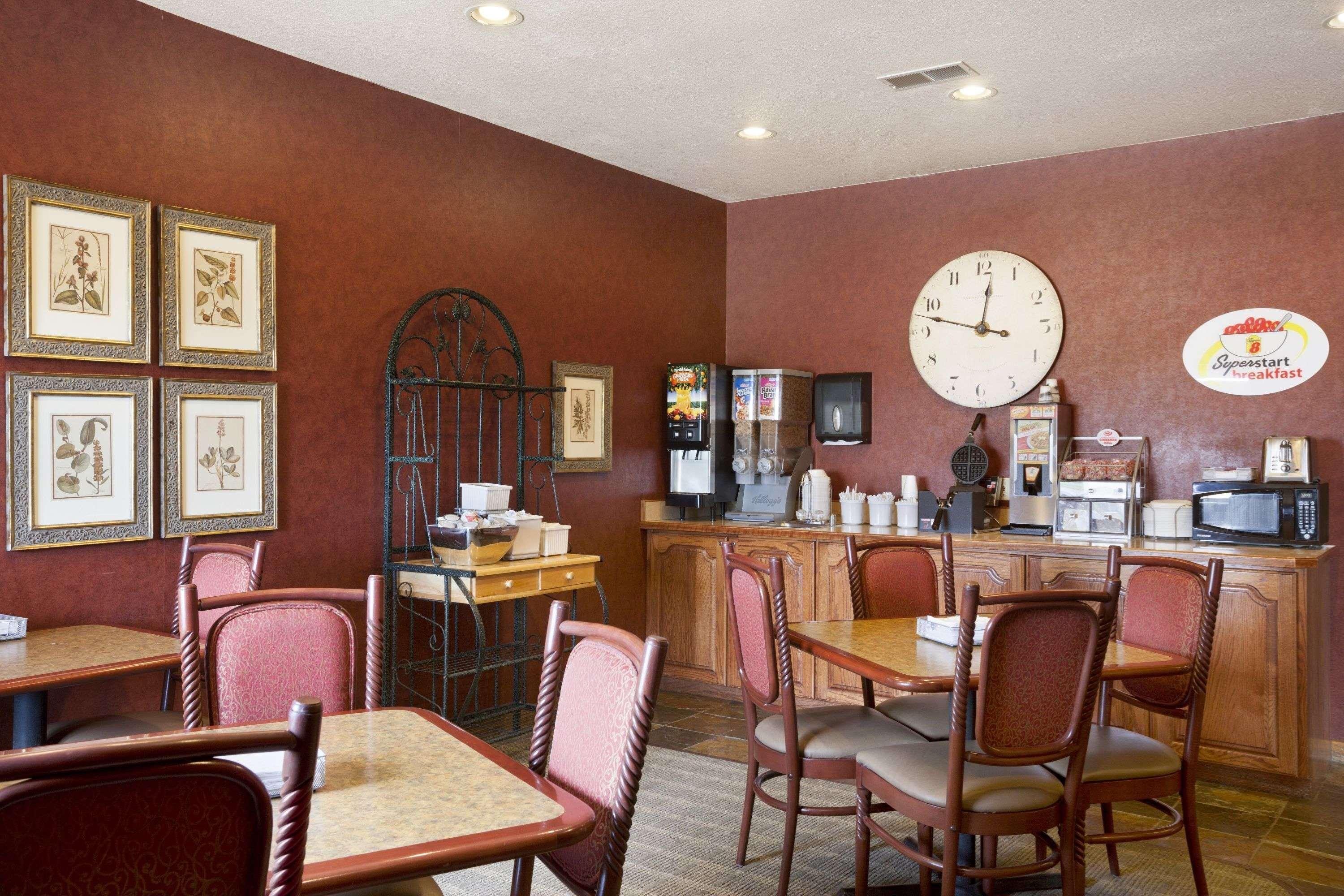 Super 8 By Wyndham Perryville Extérieur photo