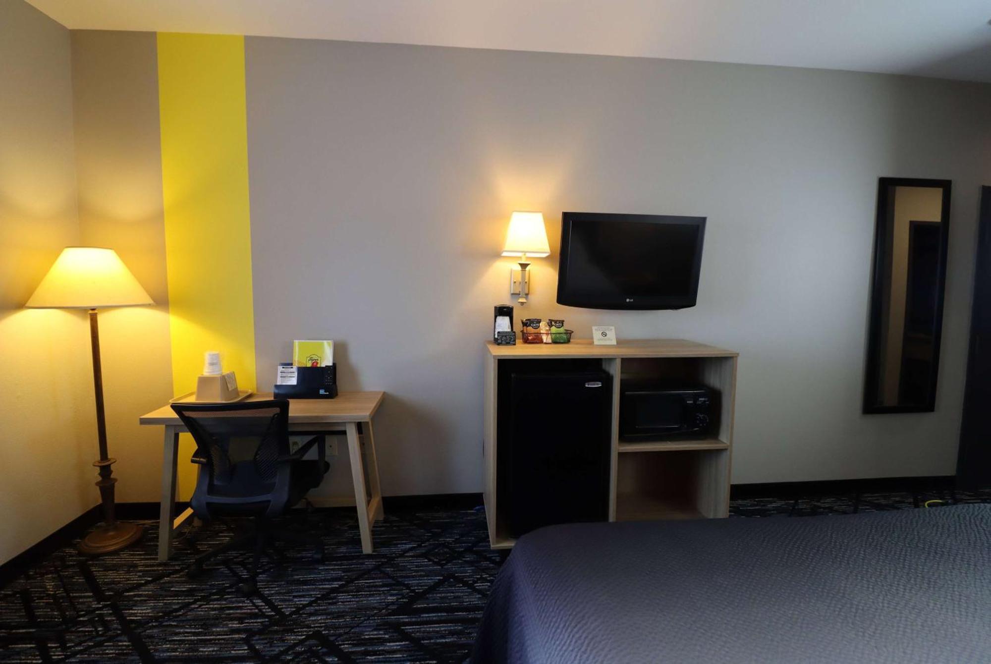 Super 8 By Wyndham Perryville Extérieur photo