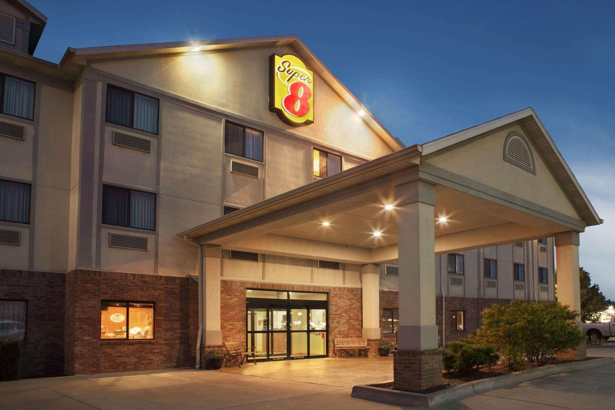 Super 8 By Wyndham Perryville Extérieur photo